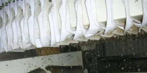 全自动压滤机滤板的改进与耐磨强化