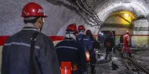 煤泥压滤机在底板穿层钻孔增透卸压防突措施中的推广应用